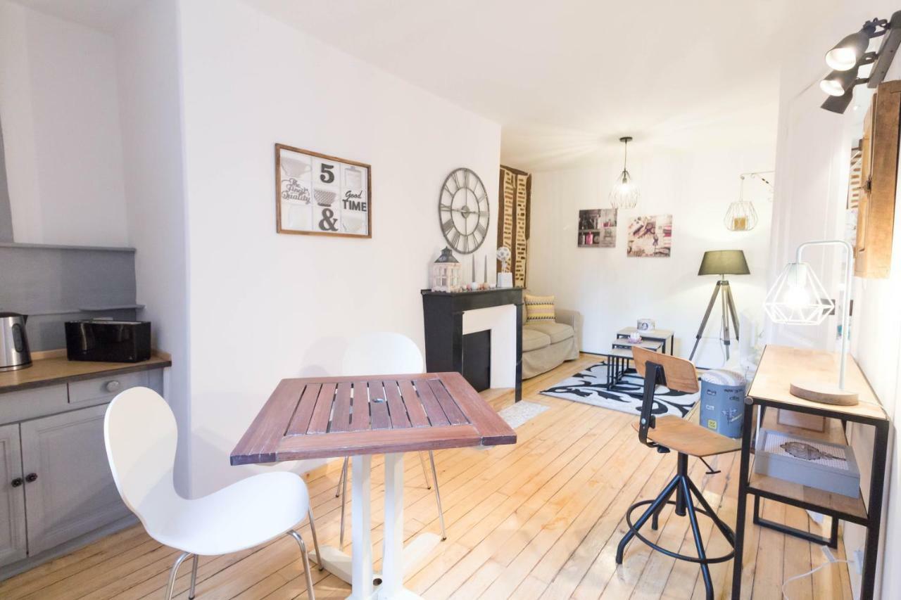 La Scellerie Apartment Tours Bagian luar foto